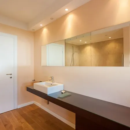 Modern With Swimming Pool In Sukosan
