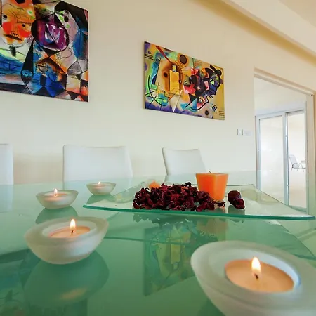 Modern With Swimming Pool In Sukosan 别墅